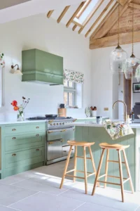 Built-In Cabinets with Modern Appeal