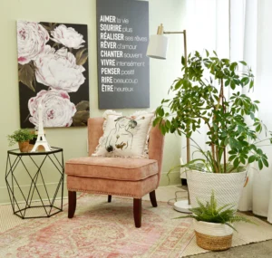 Artistic Wall Decor to Showcase Personality