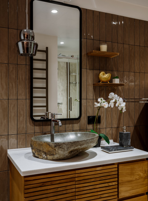 Decluttering Focus Areas: Coffee tables Kitchen counters Bathroom vanities