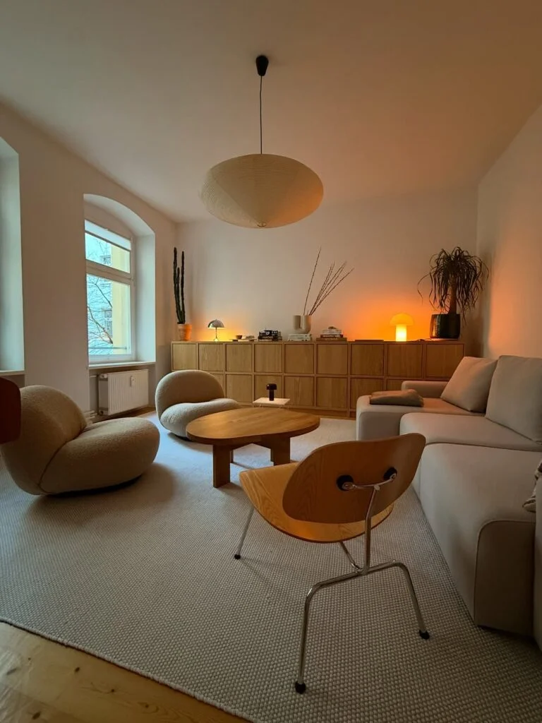 Minimalist Scandinavian Layout