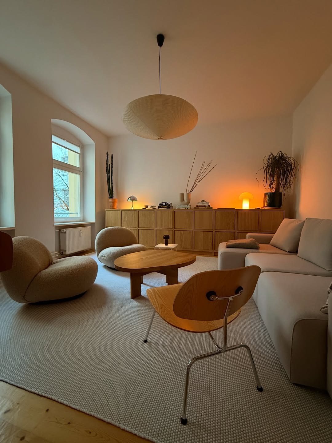 Minimalist Scandinavian Layout