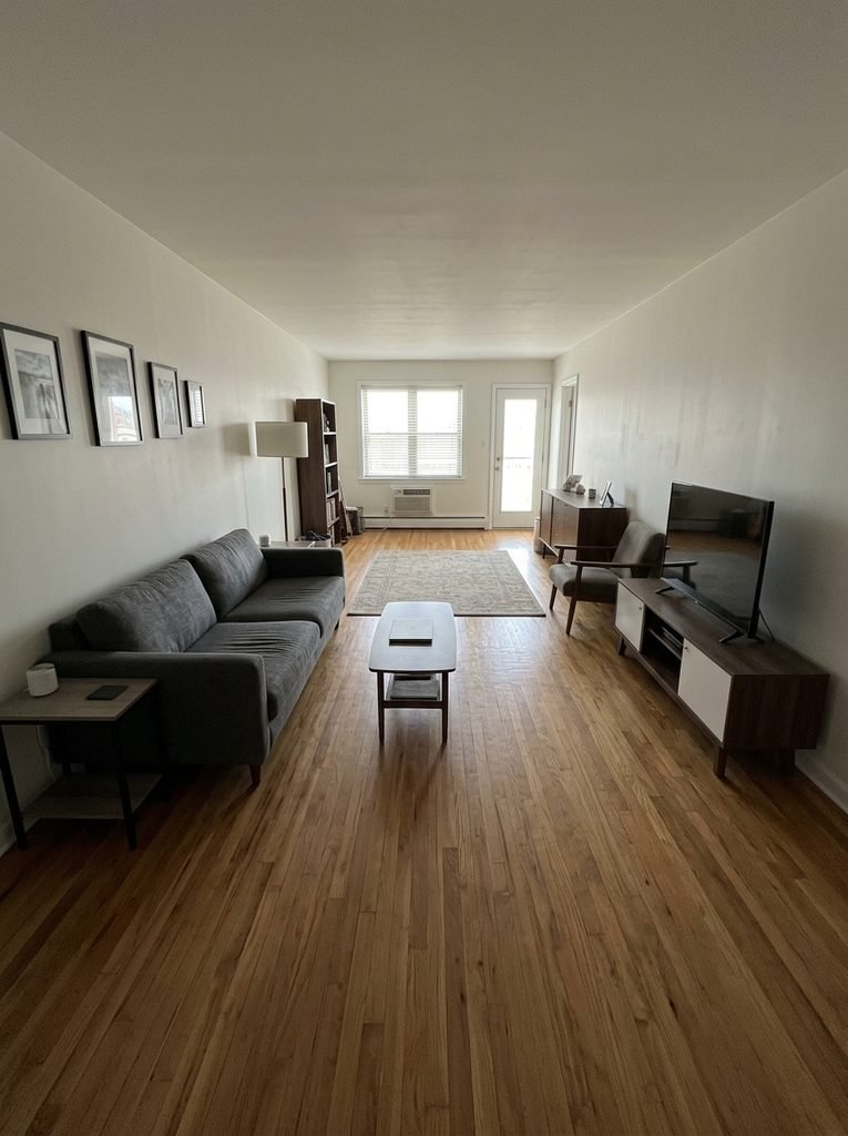 The Wall-Hugging Mistake That Makes a Rectangular Living Room Look Like a Hallway